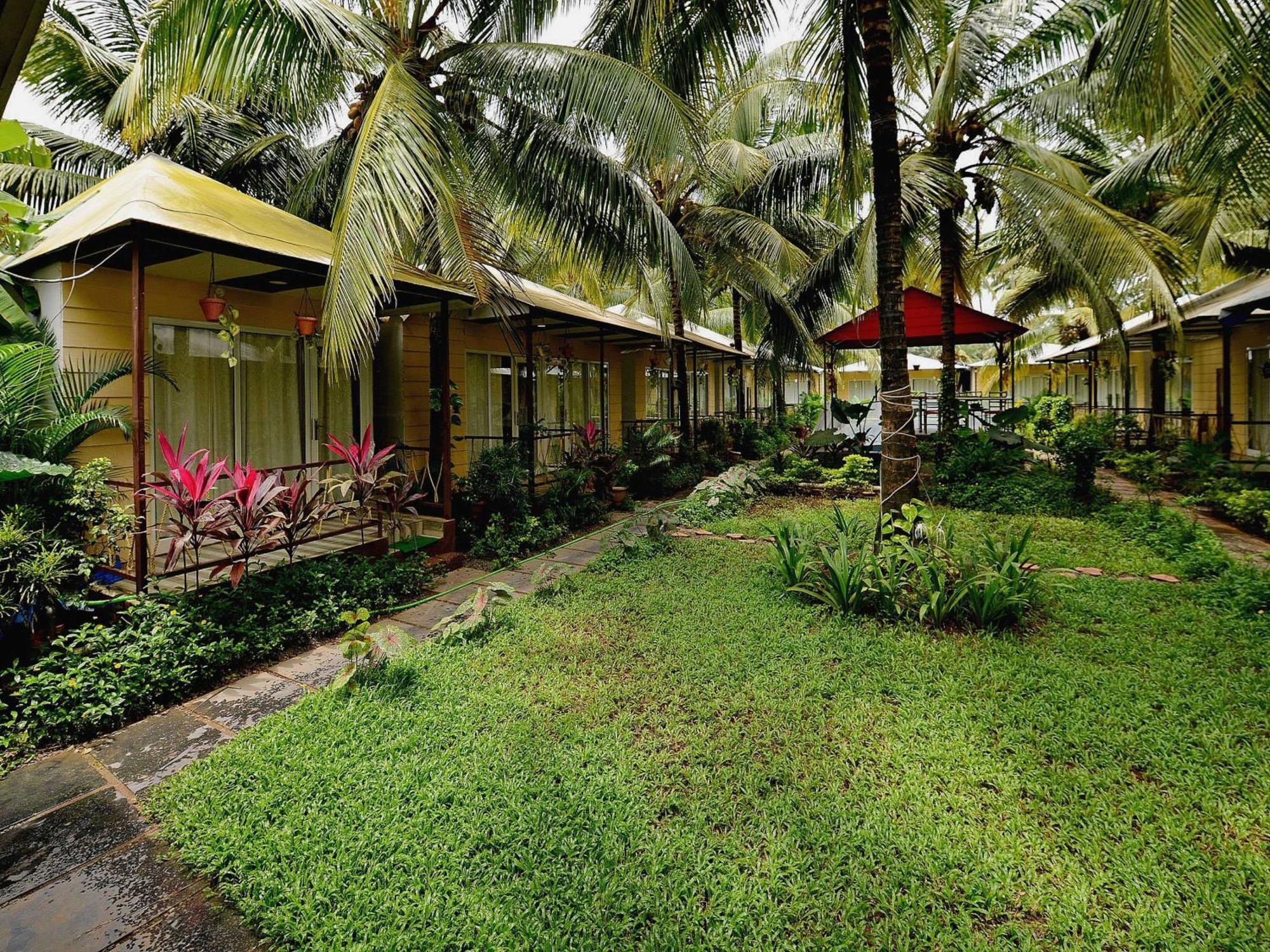 Collection O Retreat Morjim Resort Exteriér fotografie