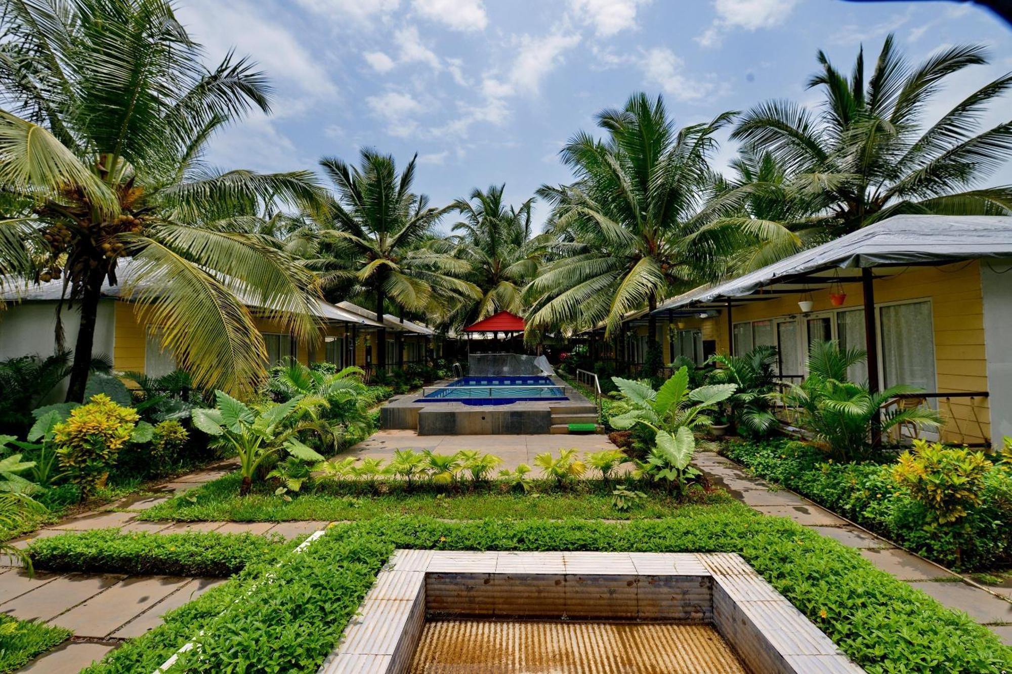 Collection O Retreat Morjim Resort Exteriér fotografie